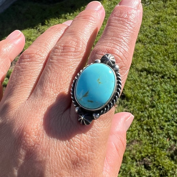 Turquoise Ring - Picture 1 of 4